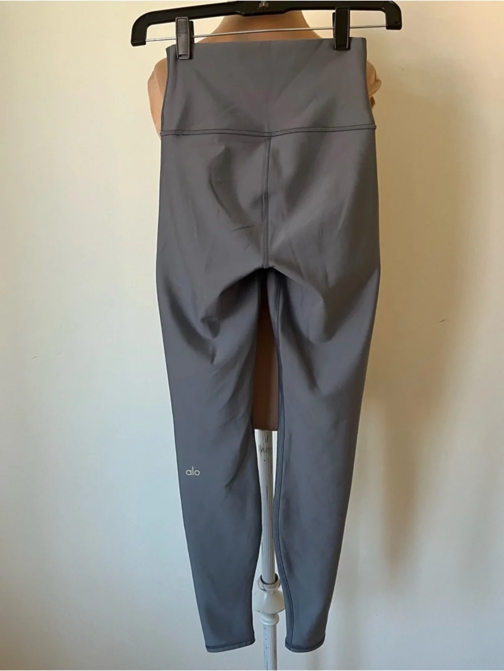 ALO Airlift Winter Warm High-Waist Legging Athletic Work-Out Grey Leggings XXS